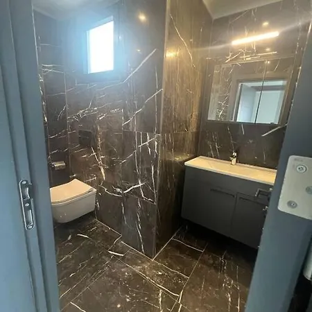 Pera Villa *